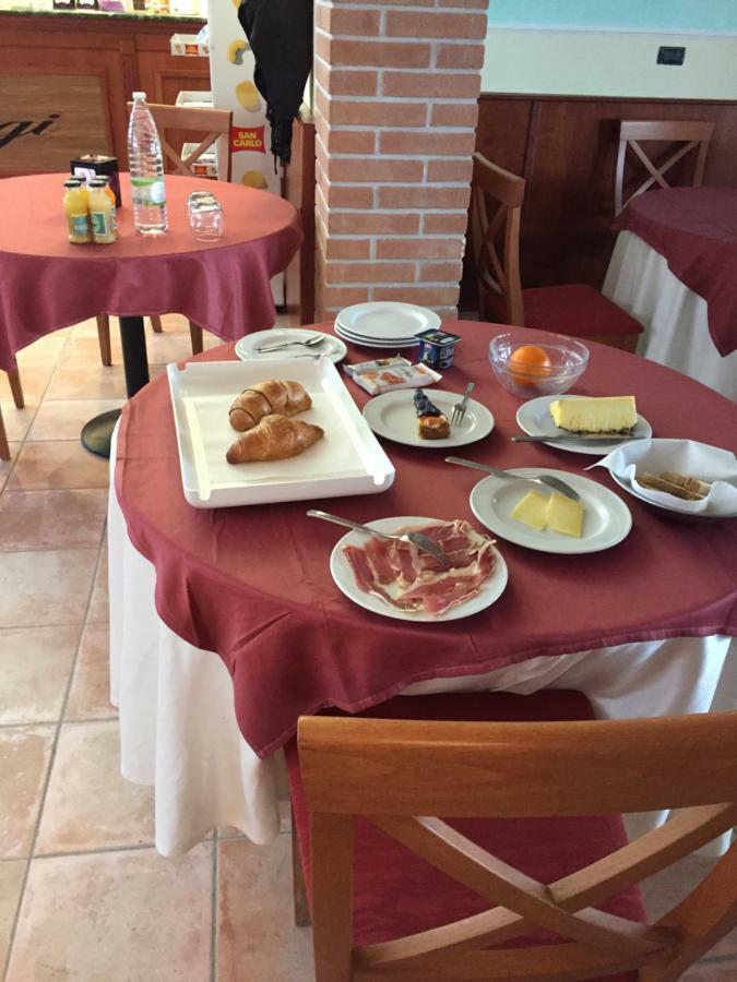 Albergo "Da Gigi" Celano Luaran gambar